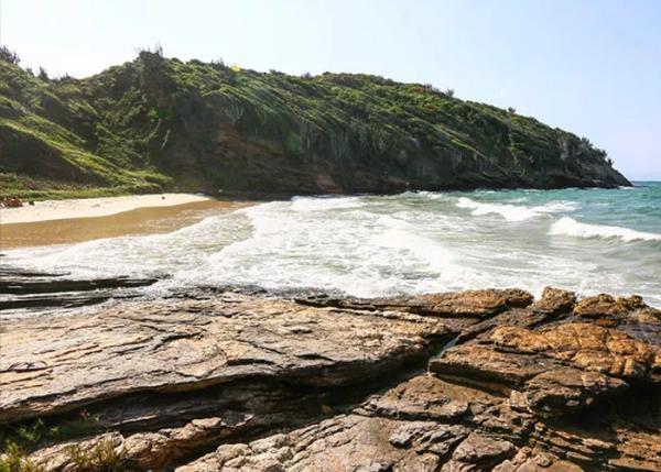 Praia dos Amores
